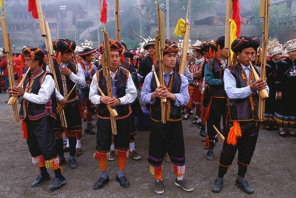 Lusheng: Musikinstrument der Miao Lusheng: Musikinstrument der Miao