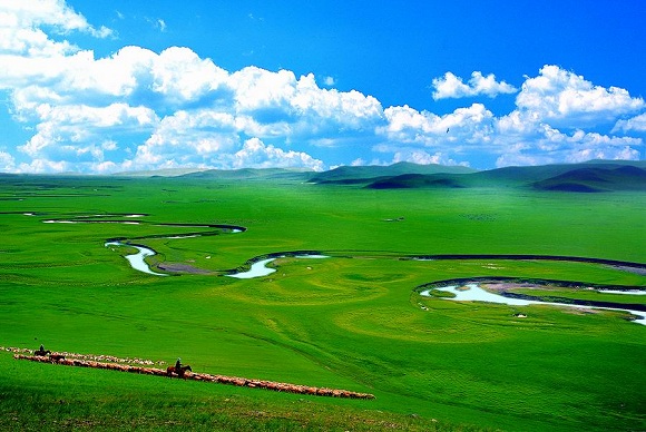 Grassteppe in der Inneren Mongolei Grassteppe in der Inneren Mongolei