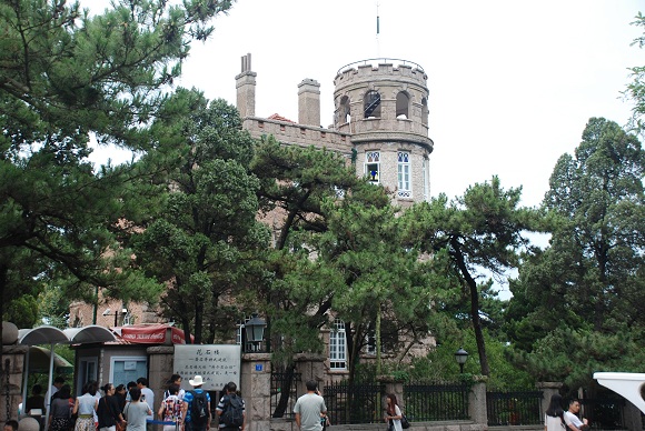 Huashi-Lou in Badaguang von Qingdao